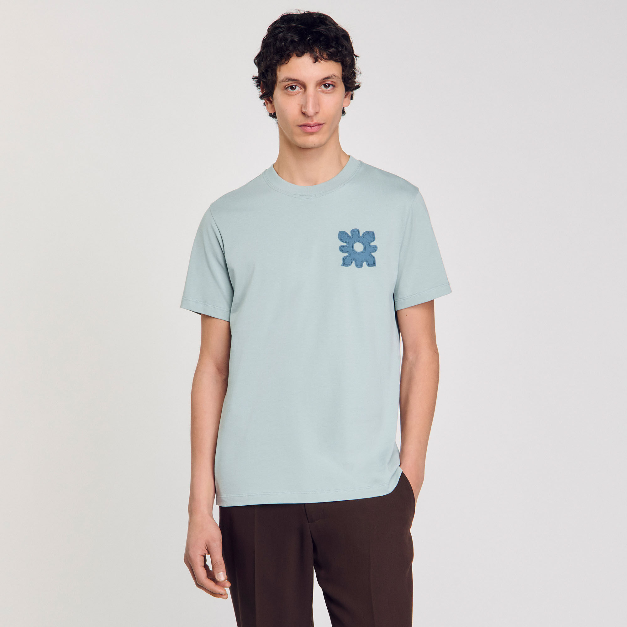 T-shirt met detail bloem